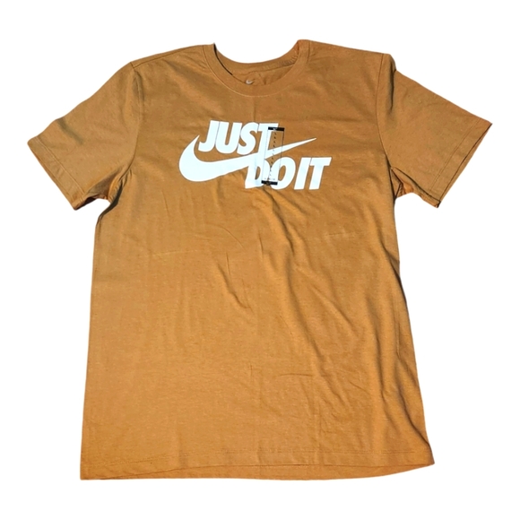 NIKE SPORTSWEAR LOGO T-SHIRT - Picture 1 of 2